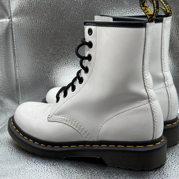 Size - 7 Dr. Martens White Womens Boot Smooth Leather Comfort Platforms Shoe - Picture 3 of 11